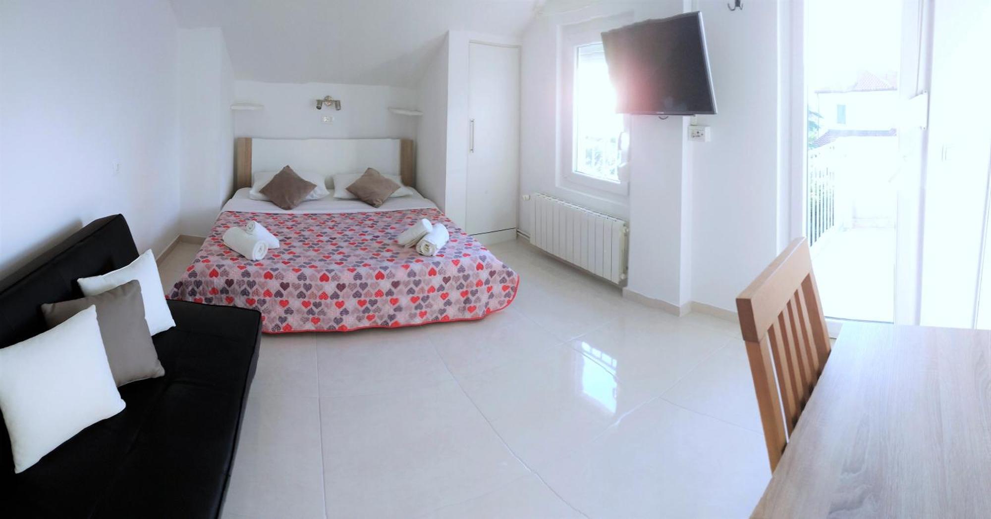 Guesthouse Cecilia 2 Malinska Eksteriør bilde