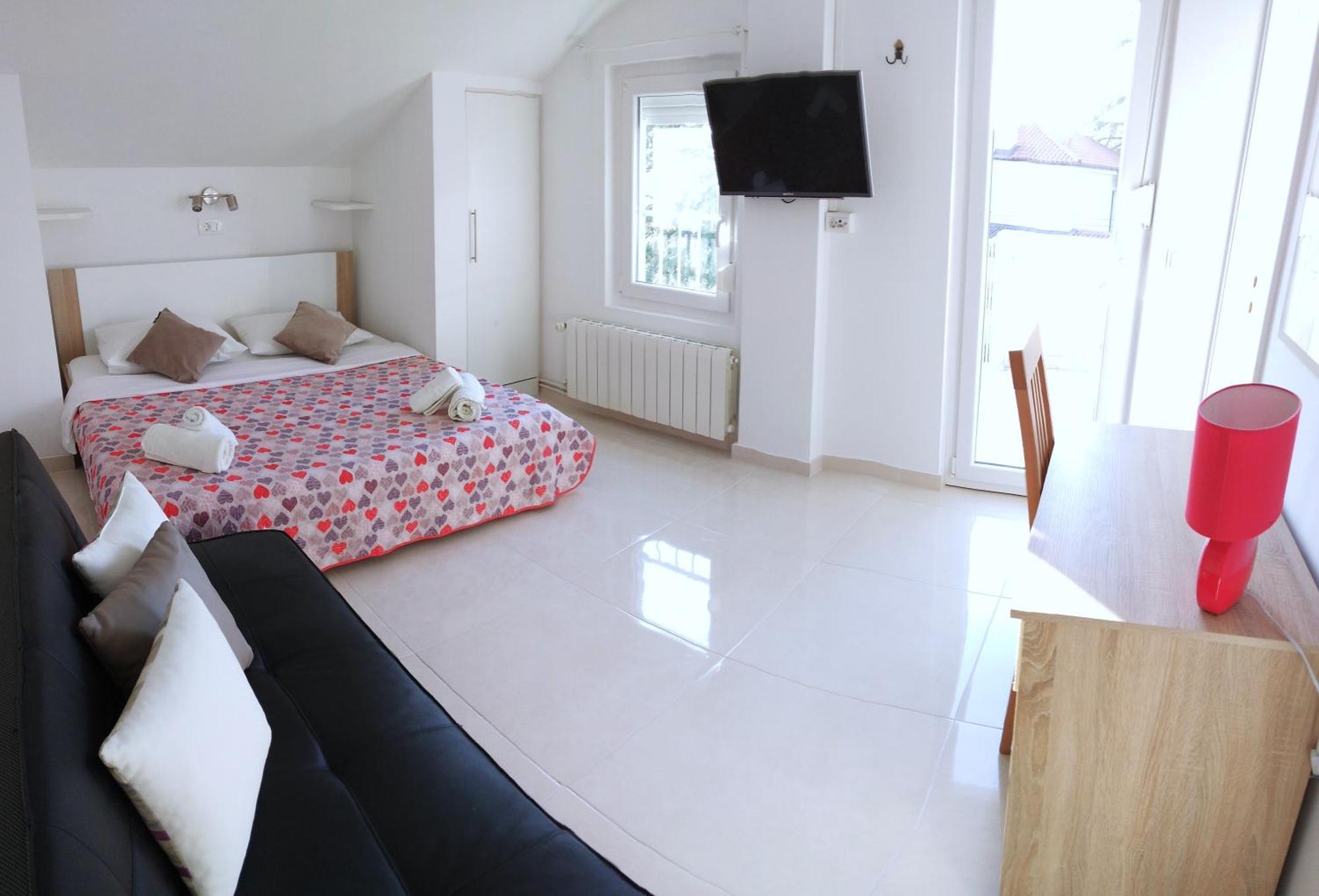 Guesthouse Cecilia 2 Malinska Eksteriør bilde