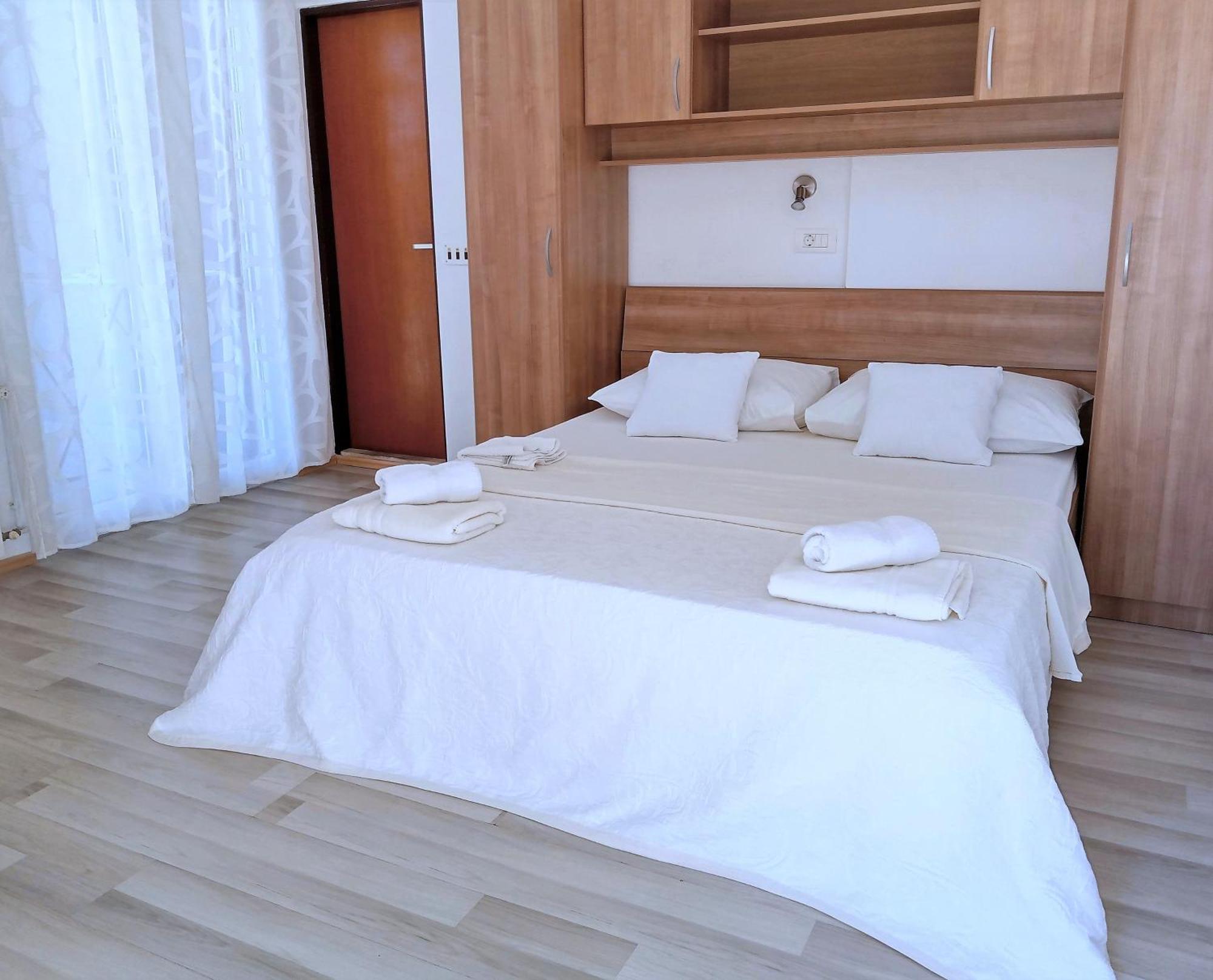 Guesthouse Cecilia 2 Malinska Eksteriør bilde