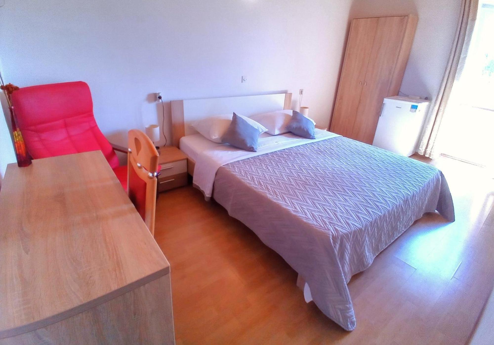 Guesthouse Cecilia 2 Malinska Eksteriør bilde